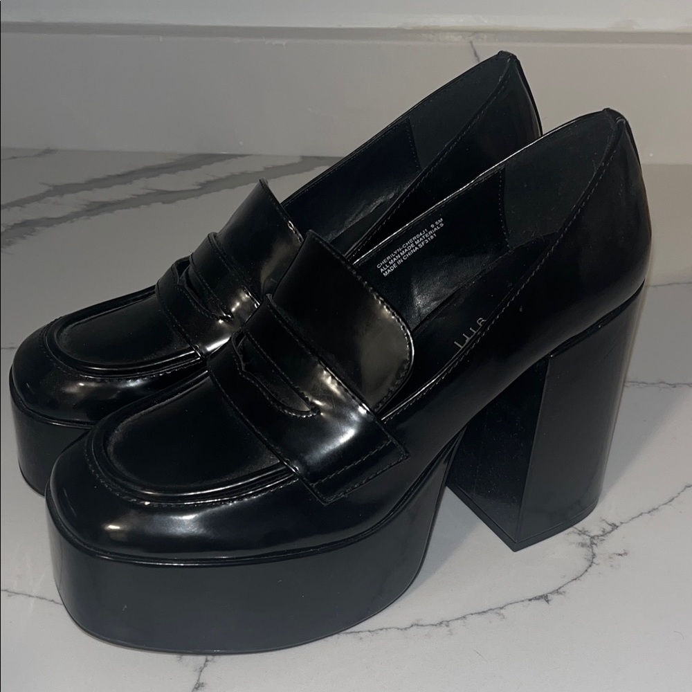 New Madden Girl Black Platform loafers heels slides brand new 9 & 9.5 size women